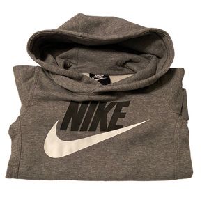 Kids Nike Club Pullover Hoodie. Soft heather gray. Size 4.